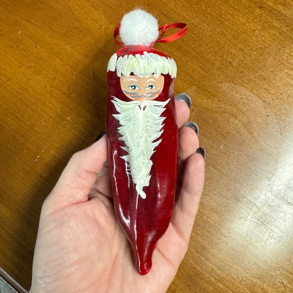 Eduardo Chili Pepper Santa Claus Ornament - Picture 4 of 7